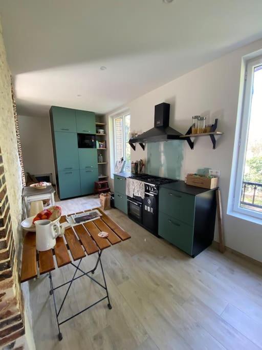 Maison Leocha Sablons-sur-Huisne Luaran gambar